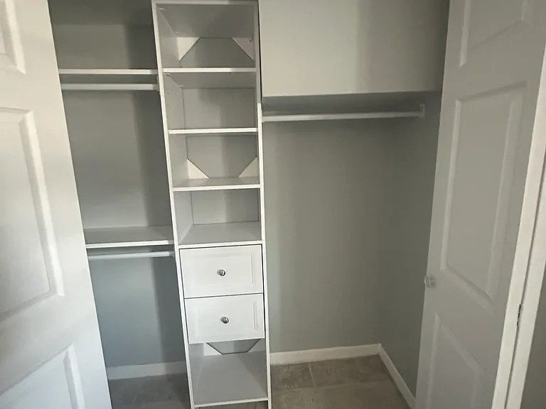 1091 Ash Dr #1 — Photo 4