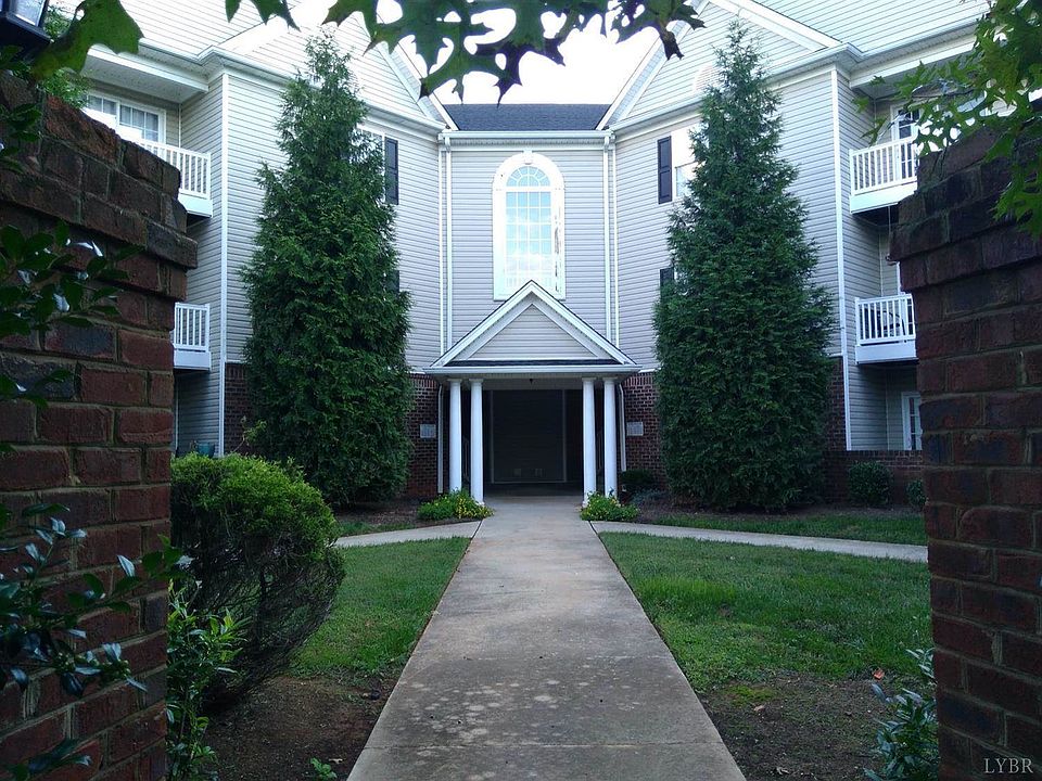 1st image of 623 Wyndhurst Dr Unit 105
