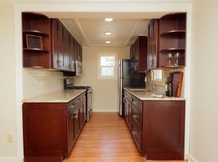 142 N Washington St #2, Naperville, IL 60540