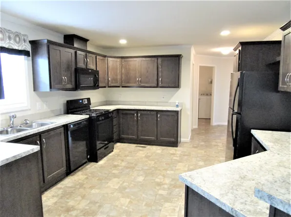 195 Savannah Cir, Batavia, OH 45103