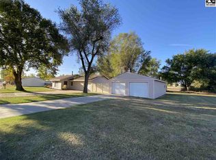 401 W Avenue H, Nickerson, KS 67561