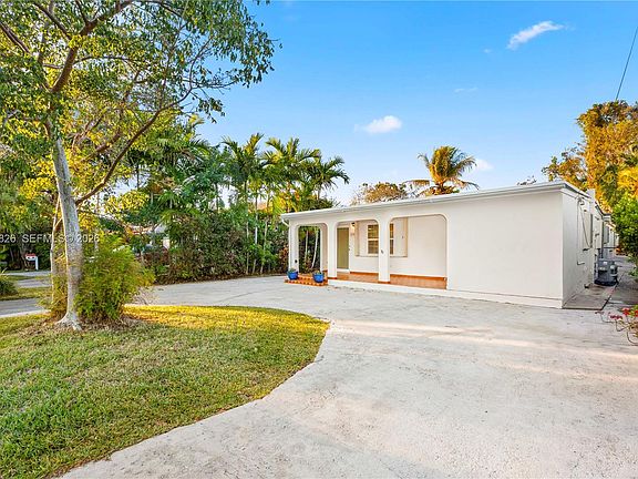 3rd image of 6365 SW 33rd St