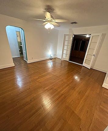 2nd image of 398 Brookline Ave