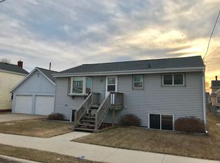 1816 Adams St, Two Rivers, WI 54241