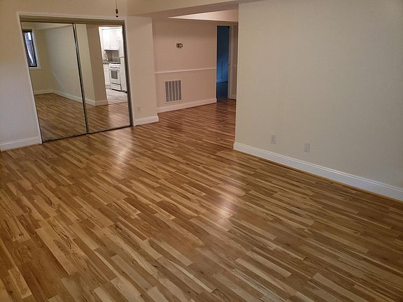 5th image of 2700 Dartmouth Rd APT 1