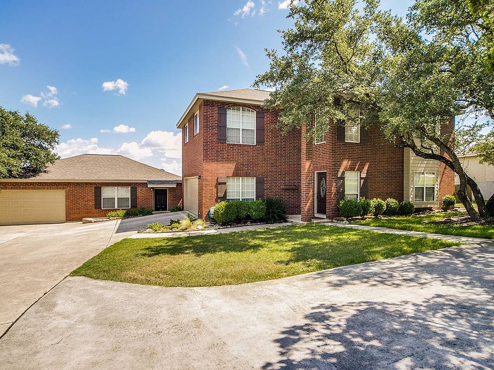 1st image of 404 Deer Cross Ln