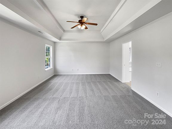3rd image of 5027 Wicklow Dr
