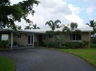 4051 NE 17th Ter, Oakland Park, FL 33334