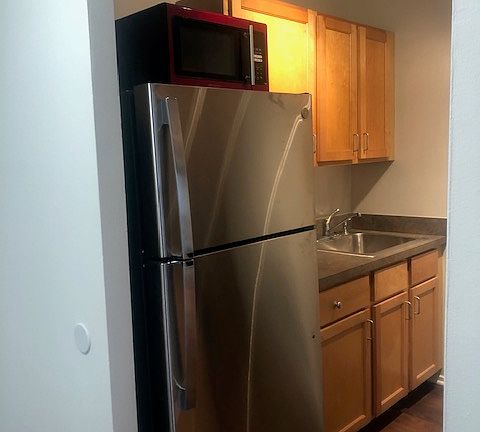 3rd image of 4343 N Clarendon Ave APT 709