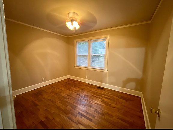 5th image of 81 N Estate Dr
