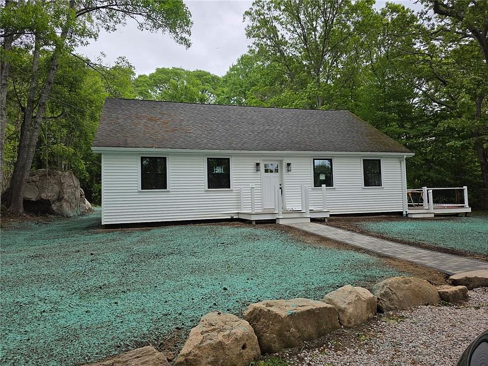 2nd image of 50 Laurel Rd