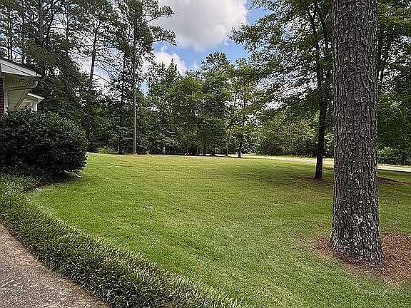3rd image of 4865 Cotton Gin Rd