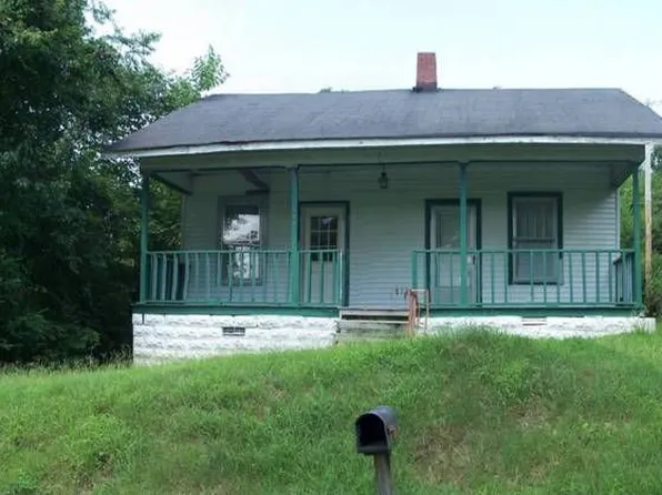 505 Staunton Ave, Florence, AL 35630