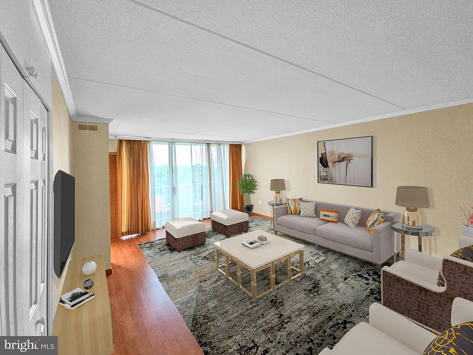 2nd image of 605 Playa Del Sol