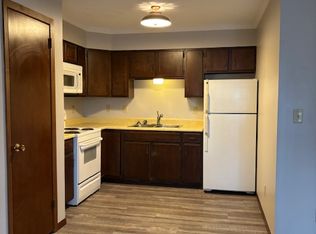 130 Harris St W #1, Carthage, SD 57323