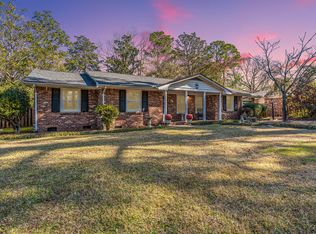 6024 Meadowcliff Ave, Hanahan, SC 29410