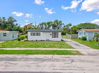 1326 8th St, West Palm Beach, FL 33401
