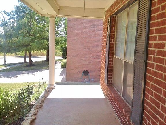 4th image of 1205 Pepperidge Ln