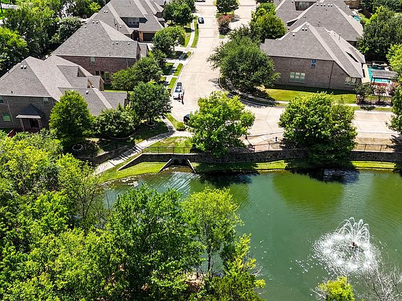 3rd image of 2213 Cotswold Valley Ct
