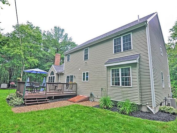 5th image of 365 Lincoln Cir