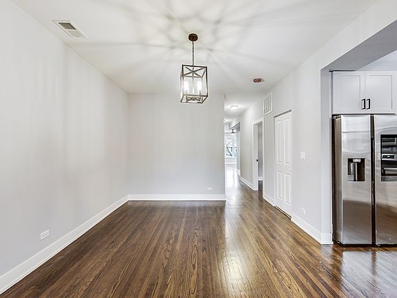 4th image of 4515 N Christiana Ave #2
