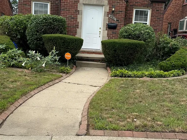 18301 Manor St, Detroit, MI 48221