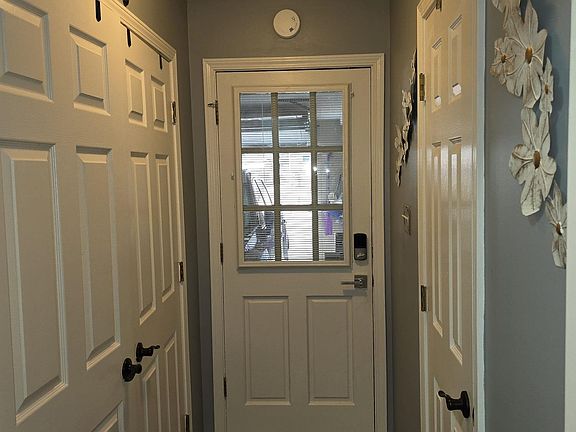3rd image of 5089 Kennet Ct