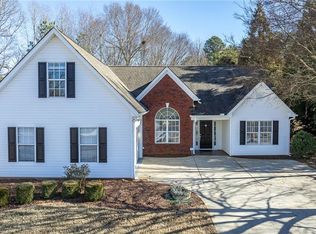 4603 Devencrest Ln, Buford, GA 30519