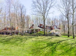 2 Quaker Hill Dr, Croton On Hudson, NY 10520