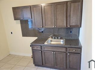 217 W Sheldon St, Philadelphia, PA 19120