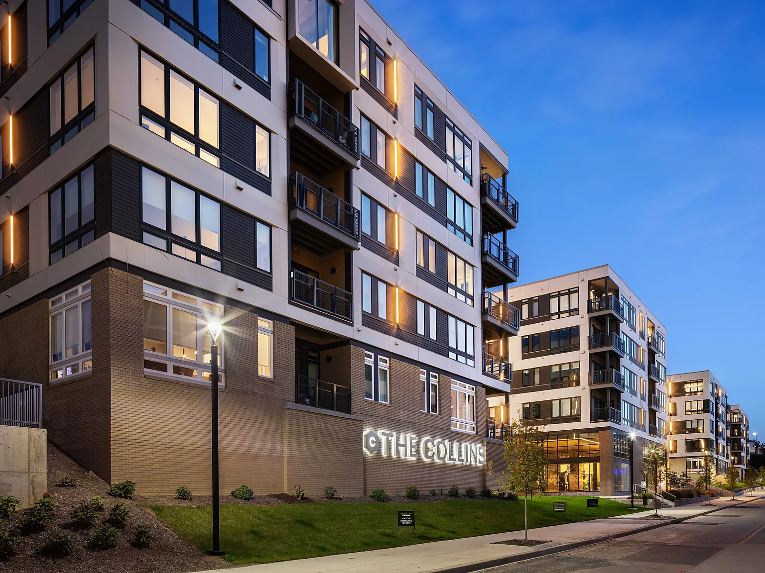 The Collins — Photo 4