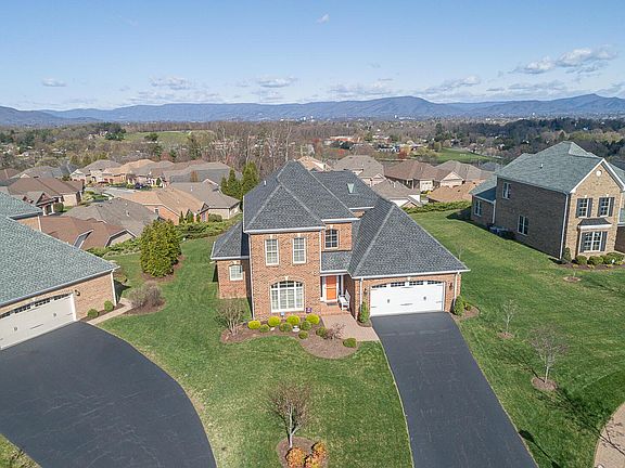 2nd image of 3205 Southwood Manor Ct
