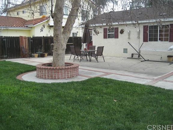 3rd image of 16011 Leadwell St