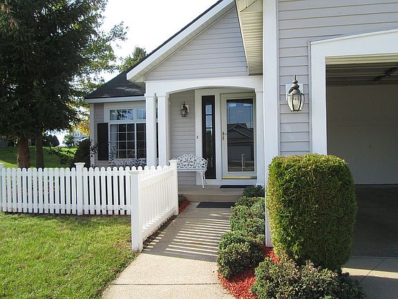 2nd image of 3431 Clear View Dr