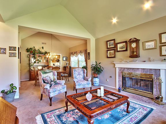 5th image of 1596 Los Altos Ct