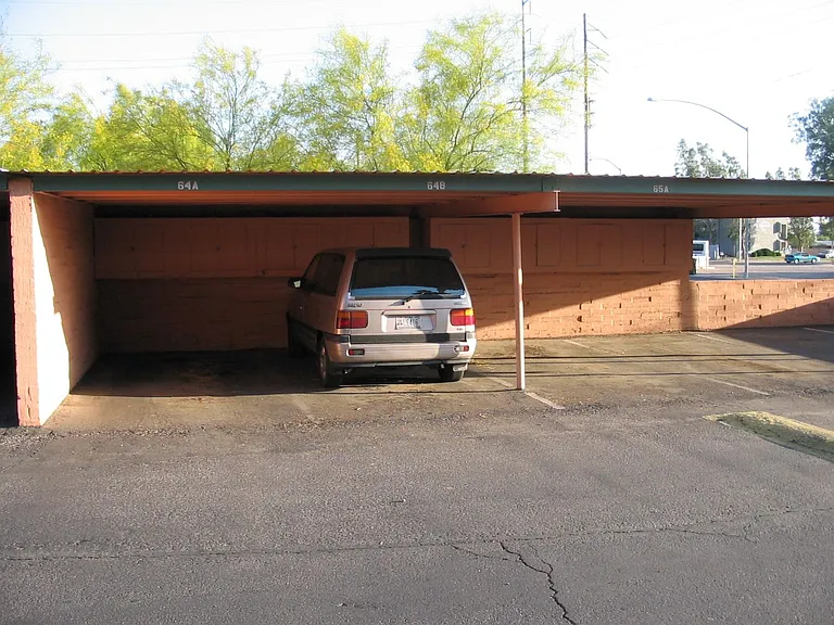 1339 E Fort Lowell Rd #M — Photo 11