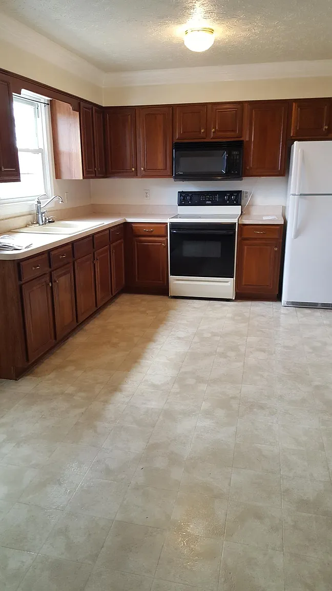 500 Carroll Dr photo 1