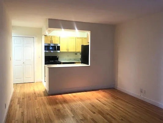 Rented by Metropolitan Property Group | media 9