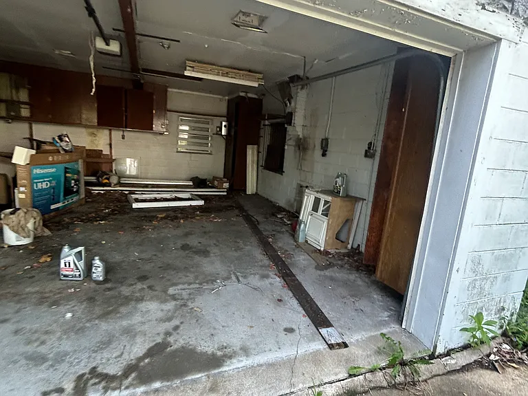 5460 Janet Ave — Photo 7