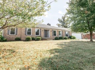 404 Meadowbrook Dr, Danville, KY 40422
