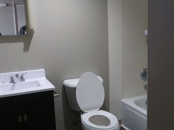 4th image of 444 W Water St #8169527