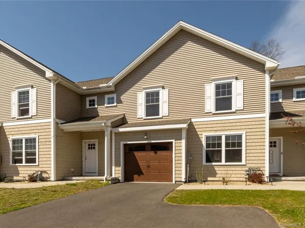 406 Old Village Circle #406, Windsor, CT 06095