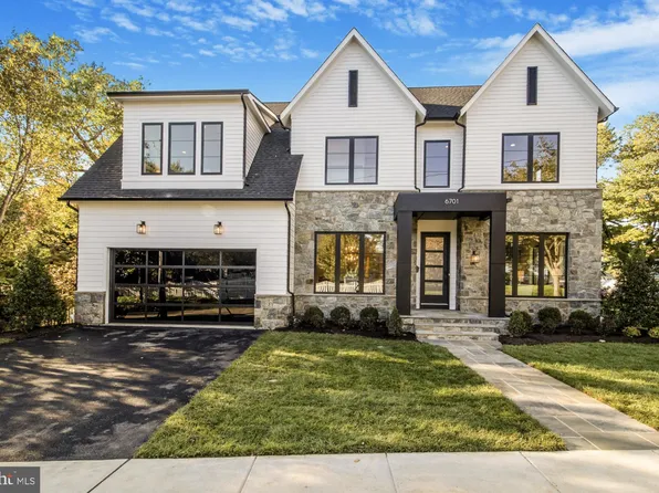 6701 Little Falls Rd, Arlington, VA 22213