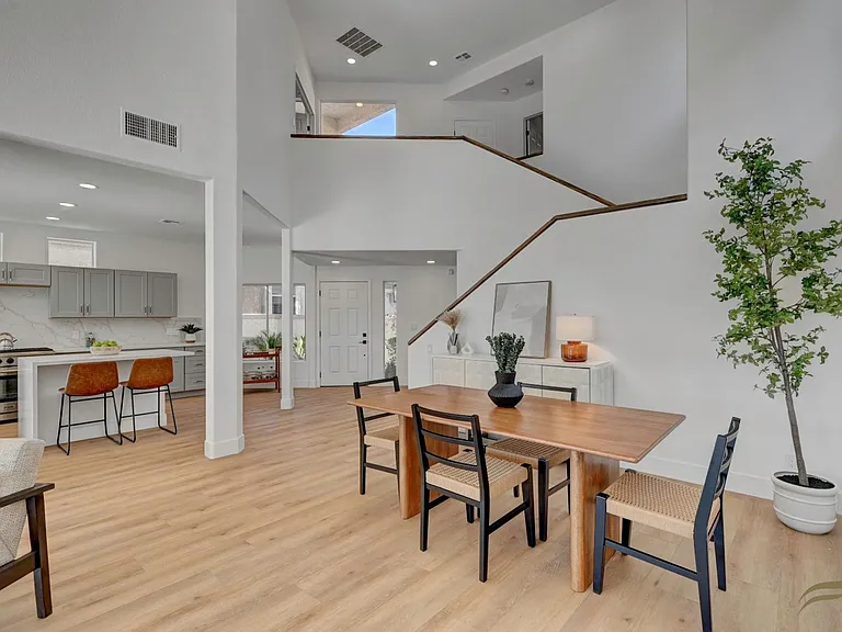 8941 Diamond Falls Dr — Photo 12
