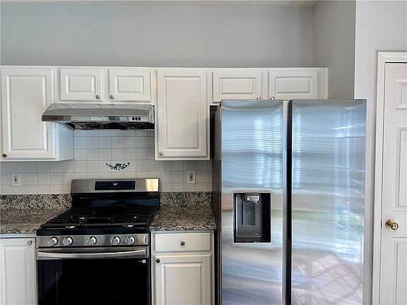 5th image of 6004 Falling Water Ct