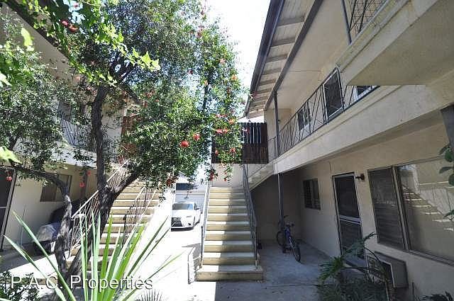 1st image of 5734 Hazeltine Ave APT 06