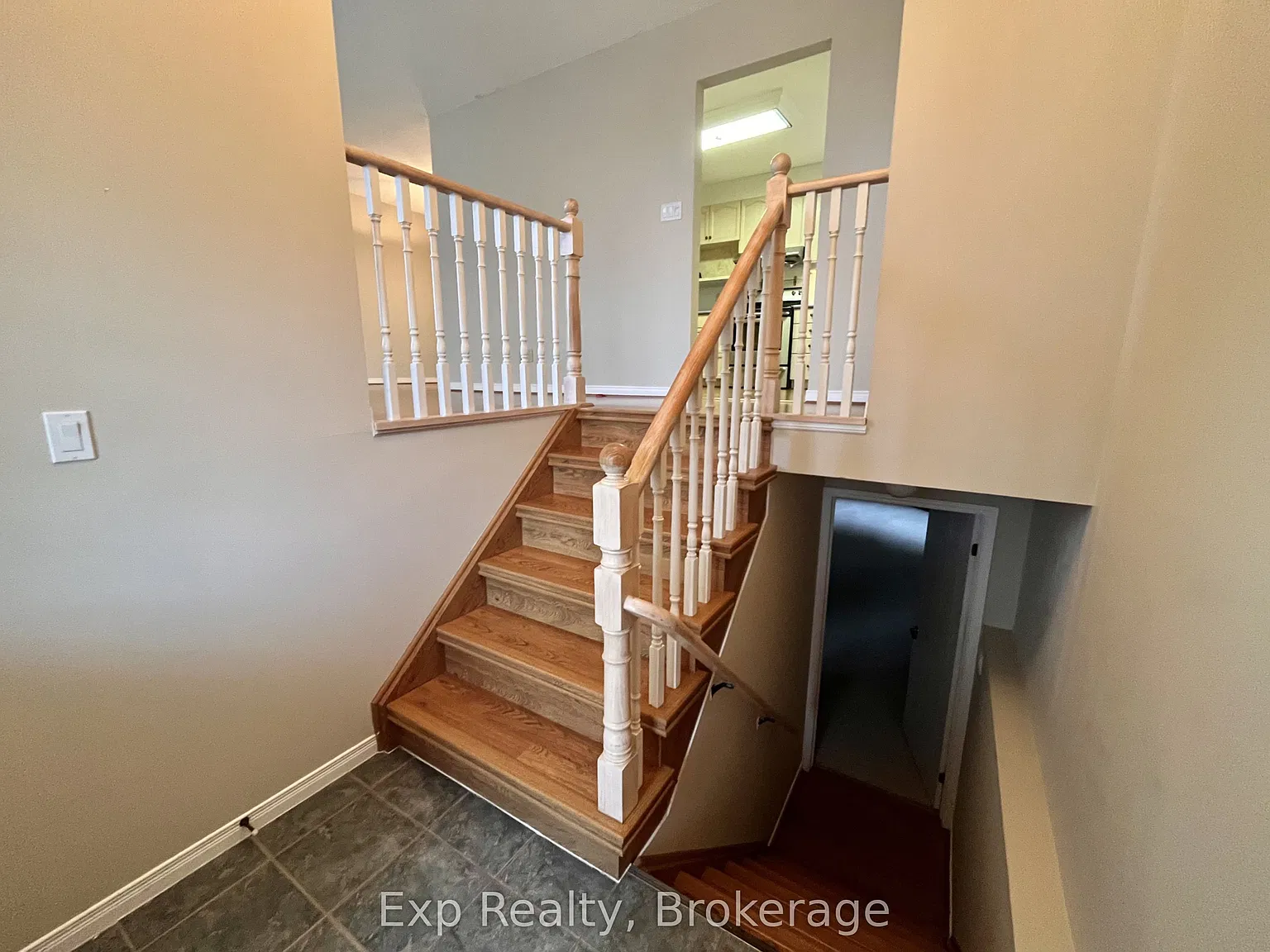 5 bed, $3,000 — Photo 3