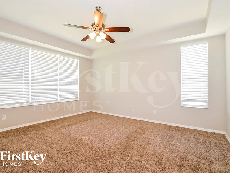 14330 Estrella Dr — Photo 7