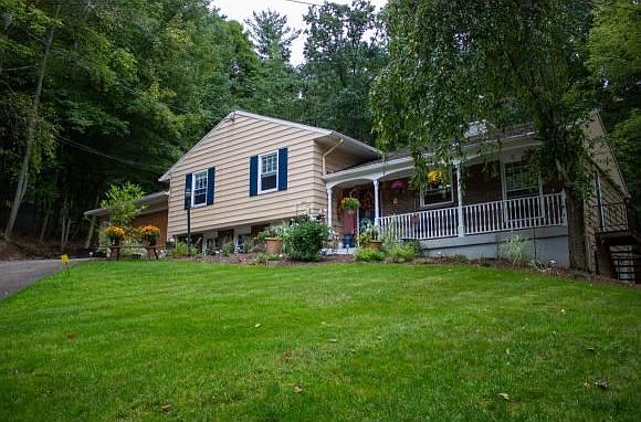 1st image of 2063 Partridge Ln