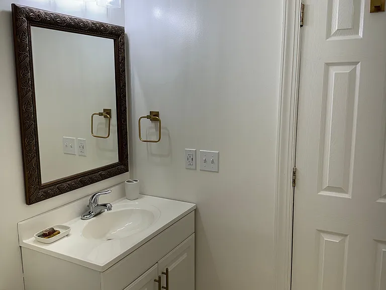 926 Harbor View Dr — Photo 16